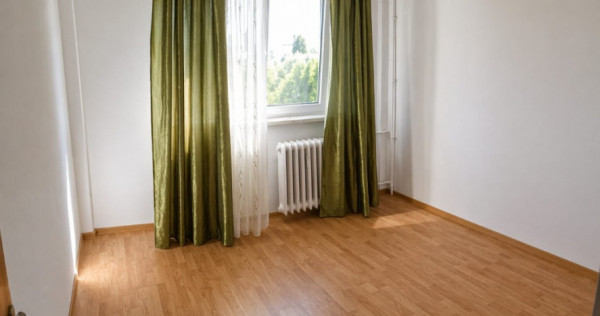 De vanzare 2camere Br&acirc;ncoveanu Stradal &ndash; Vedere Sud