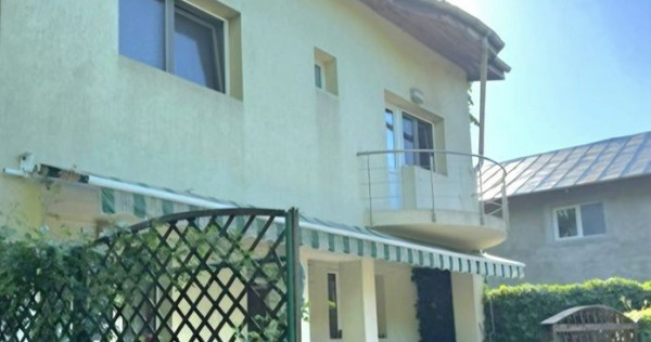 Domeniu privat 2090mp cu piscina