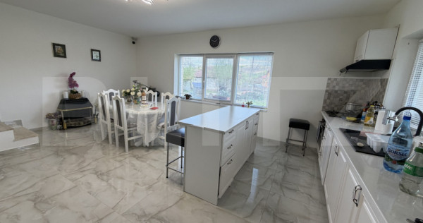 Casă cu 4 camere &icirc;n suprafață de 180 mp