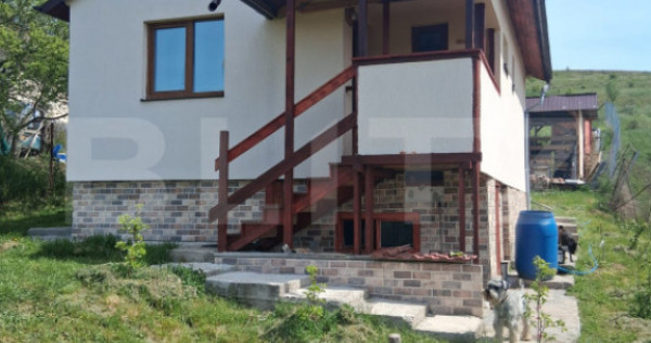 Teren intravilan 595 mp | L&acirc;ngă lac | Front 13 m &ndash; C&acirc;mp