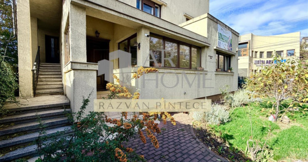 Vila D P, 6 camere, Bulevard, Ploiesti