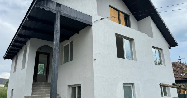 Casă de v&acirc;nzare &icirc;n Vadu Izei, Maramureș &ndash; direct proprietar