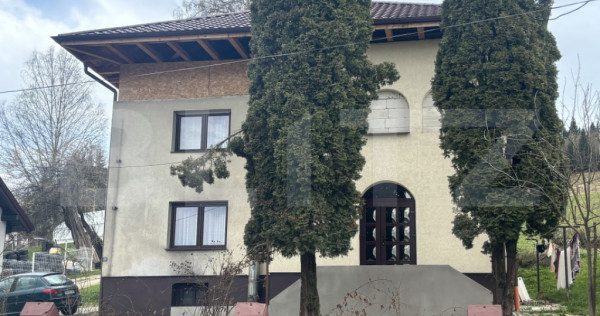 Casă și teren la stradă asfaltată &icirc;n Vatra Dornei