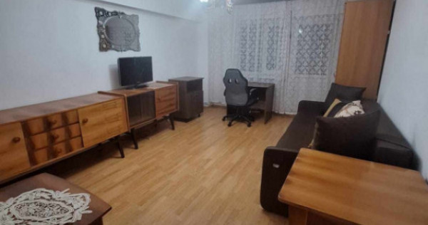 Apartament 3 Camere, Etaj 2/4(Ultracentral), Strada Popa Sap