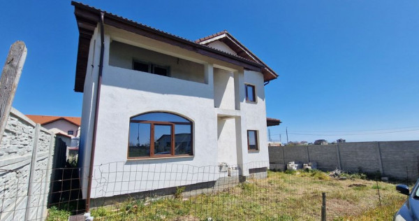Vila P+1, zona linistita, pentru doua famili.