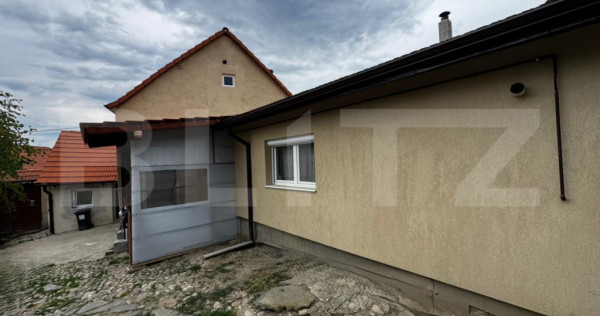 Casă cu 3 camere, teren 1180 mp, &icirc;n comuna Săsciori