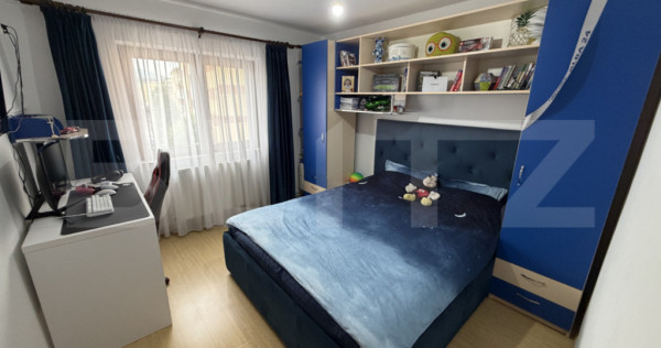 Apartament 2 camere decomandat, 52 mp, Etaj 3, zona Cetate