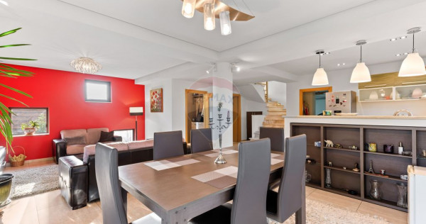 VANZARE Vilă PREMIUM cu 6 camere &icirc;n zona Central, OTOPENI