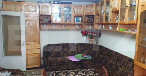 Apartament cu 3 camere, decomandat in Vatra Dornei