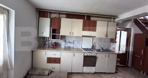 Apartament 4 camere, etaj 4, 56 mp utili + mansarda, zona &Icirc;