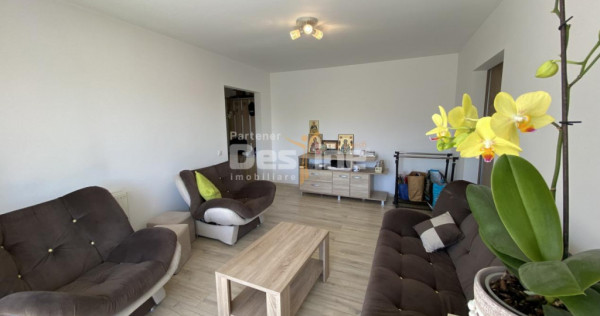 Apartament 2 camere la etaj intermediar, bloc izolat, in zon