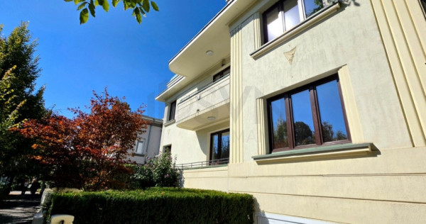 Vila superba zona Casin 500 mp utili