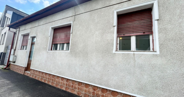 Casa individuala, 90 mp, zona Centrul Civic Brasov