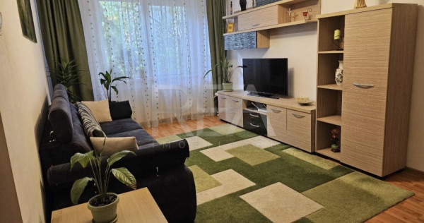 3 camere, 2/8, bloc 1979, 70mp-Gorjului
