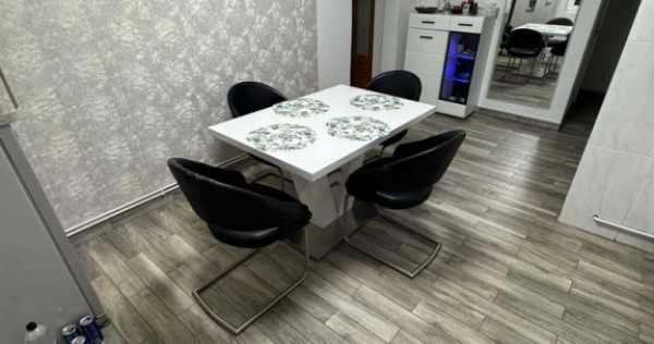 Apartament 3 camere intrare Racadau,2 balcoane,etajul 1,1870