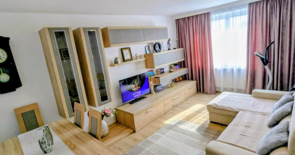 Apartament 3 camere, decomandat - zona Grivitei