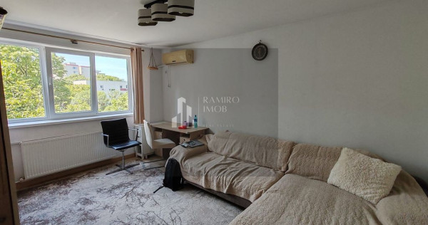 Apartament 3 camere, Berceni, str Emil Racovita/Aparatori...