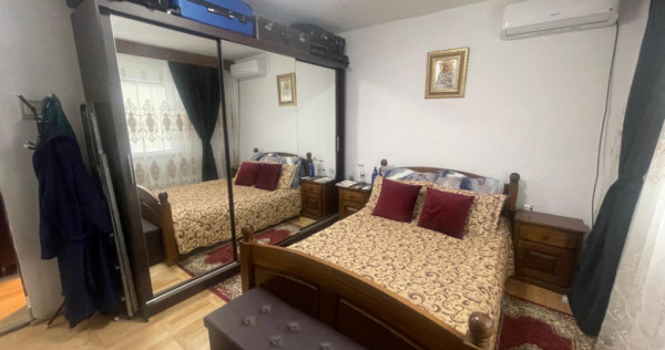 Apartament 4 camere, 89.88 mp, trilateral, 2 bai, zona Craio