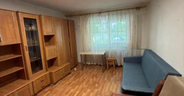 Garsonieră decomandată &icirc;n zona Tomis Nord