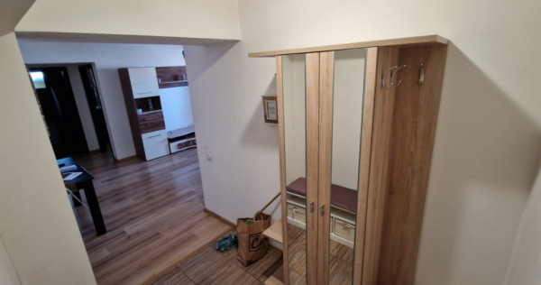 Apartament 2 camere, 61 mp, zona Craiovița Nouă