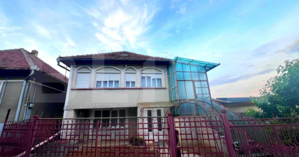 Casă individuală cu etaj, de v&acirc;nzare, 170 mp, Blaj