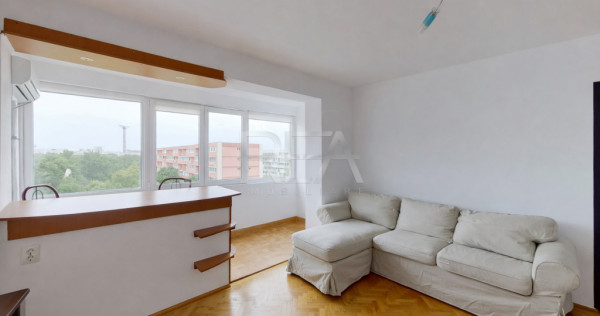 3 camere C&acirc;mpia Libertății, parcare, an 1966, 68 mp, reno