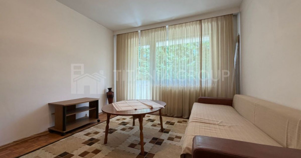 Apartament 3 camere, etaj intermediar - Bulevardul Saturn