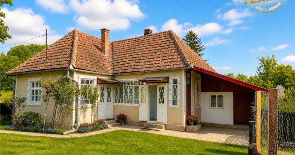 Casa cu farmec rustic teren privat de 3.315 mp, Borosneul