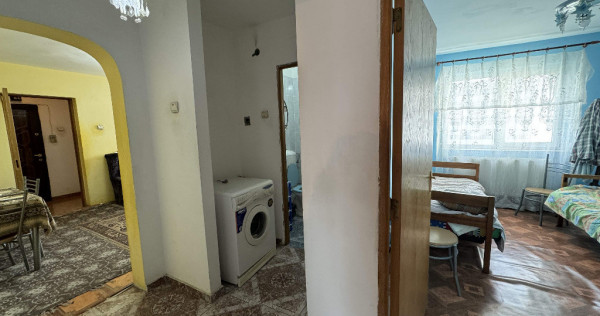 3 cam, 71 mp, et.8, fara imbunatatiri, lift modernizat, zona Zahana