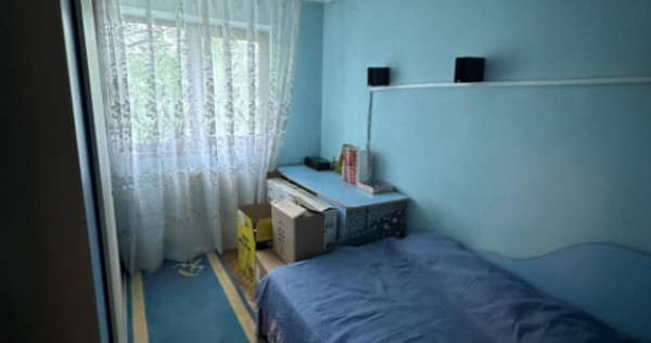 Apartament 4 camere de v&acirc;nzare | Tomis Nord, Constanța