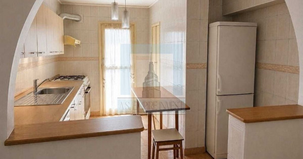 Apartament 3 camere - decomandat - Răcădău, Brașov