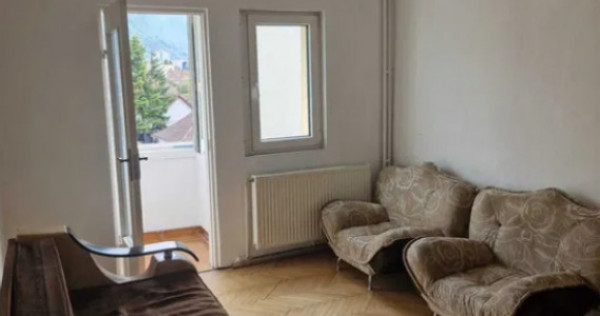 Apartament 2 camere, decomandat - zona Tractorul