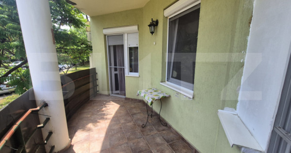 Apartament 3 camere de vanzare, 61.65 mp, strada Gellert San
