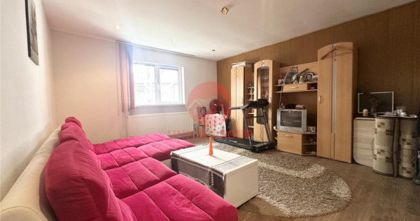 Casa din Caramida, Amprenta 80 mp si Teren 215 mp, Lumina