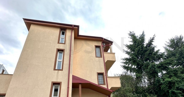 Vila 7 camere 250 mp utili Vatra Luminoasa