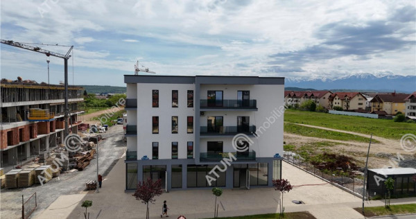 Apartament 3 camere 2 bai si balcon la etajul 1 in Selimbar