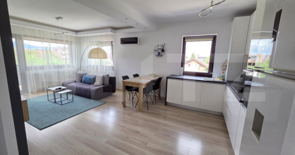 Apartament cu 2 camere, open space, zona Tractorul