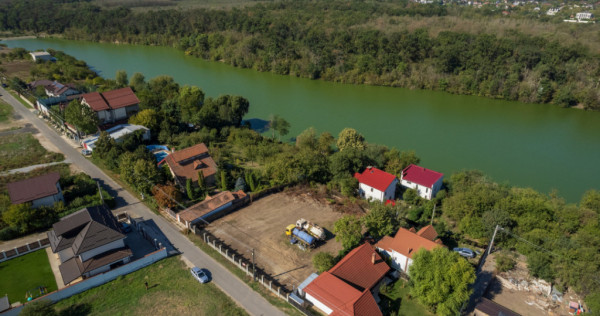 BRANESTI, TEREN CONSTRUCTII 1400 MP, DESCHIDERE 32 MP!