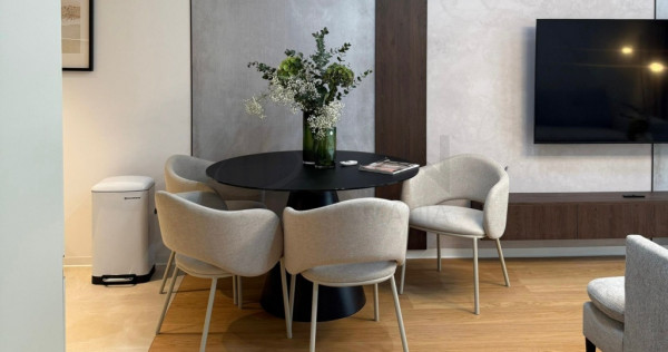 APARTAMENT SUPERB l MOBILAT l UTILAT l GARAJ l ONE FLOREA...