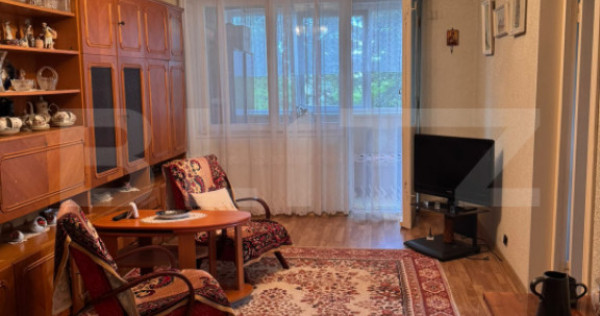 Apartament 3 camere, semidecomandat, central