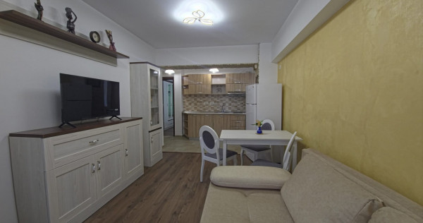 Mamaia apartament 2 camere renovat loc parcare
