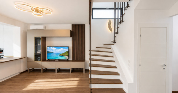 Casa 5 camere, 4 dormitoare, 3 bai, NOU, Terasa Rooftop, Școală Americ