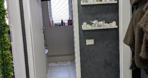 Apartament 2 camere 55mp+curte 37mp+2 locuri parcare Leordeni