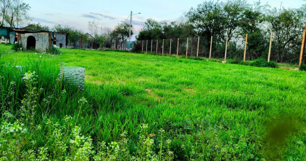 Teren intravilan cu toate utilitatile, gata de construit, 525mp