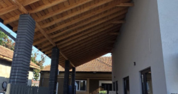 Proprietate cu dublă deschidere, 144 mp, 570 mp, zona Podar