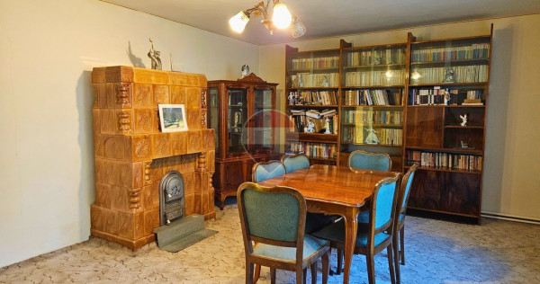 Vilă 6 camere, Păulești &mdash; vis-a-vis de parc, langa p...