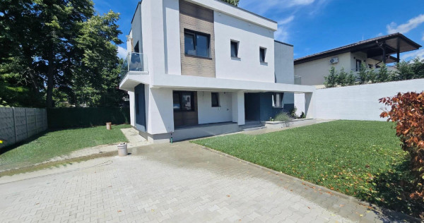 Vilă individuală &icirc;n Corbeanca, toate utilitățile, curte proprie