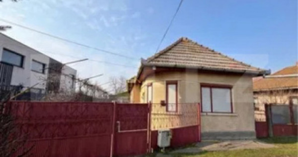 Casă de v&acirc;nzare, 120 mp, teren de 2.000 mp, zona Cristeș