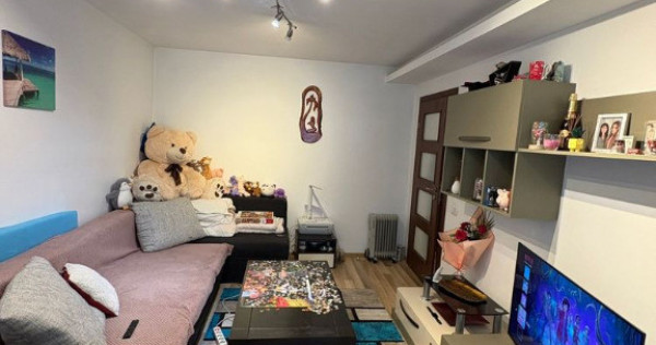 Apartament de 2 camere zona Astra,str Cocorului,