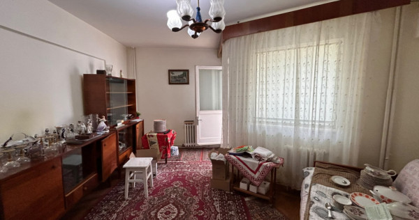Etaj 2 - Apartament 3 camere 96mp, zona Calarasilor.